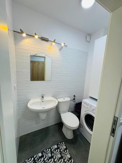 Apartament c 3 camere pe str.Felix