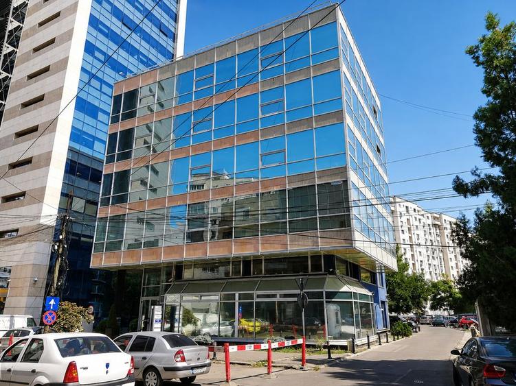 Romanitza Building