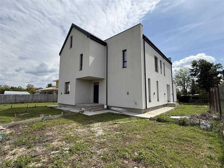 De vanzare Vila Str. Daliei - Petresti Corbeanca Ilfov