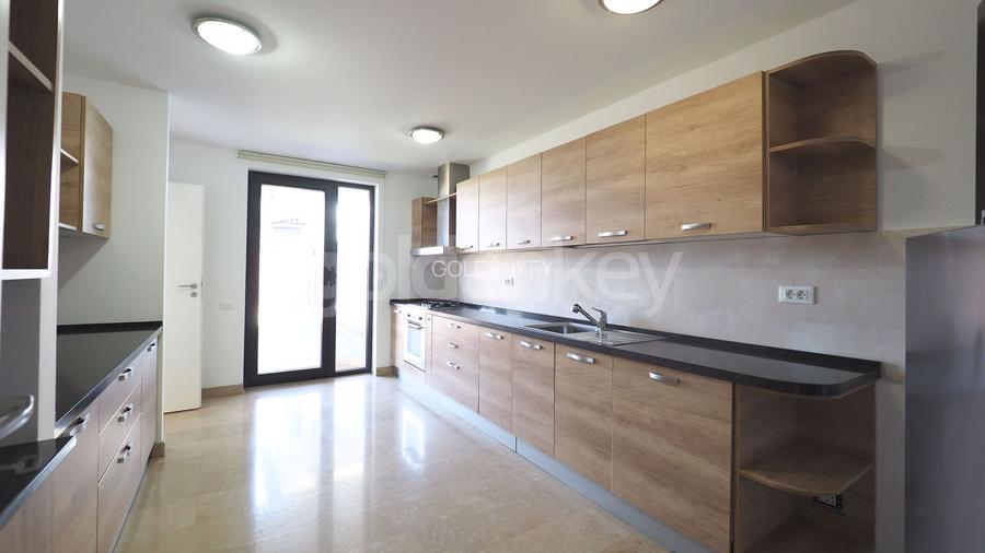 Best Price | Vila duplex cu 9 camere | Oxford Gardens - 6