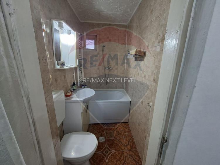 Casă de vânzare, Buhuși — 80 mp, teren 410 mp - 4
