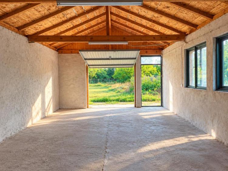 Teren intravilan | Sisesti | 1.064mp | Investitie In Zona cu Potential