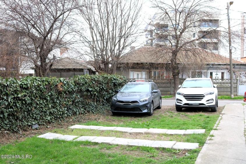 Gara - Spitalul CFR - Str. Scolii, casa din caramida, teren 380 mp!