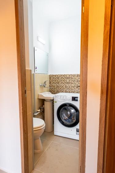 3 camere renovat, 80 mp, 2AC, centrala, loc parcare, curte interioara Teatrul TC