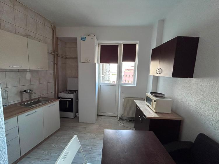Apartament 2 camere de vânzare – Universitate, Km 0, lângă Spitalul Colțea