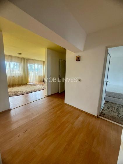 Apartament cu 3 camere, garaj ,cu vedere panoramica la Parcul Cetatii! - 2