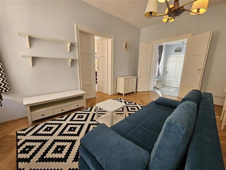 Apartament deosebit cu 2 camere de inchiriat in Centrul Istoric Brasov