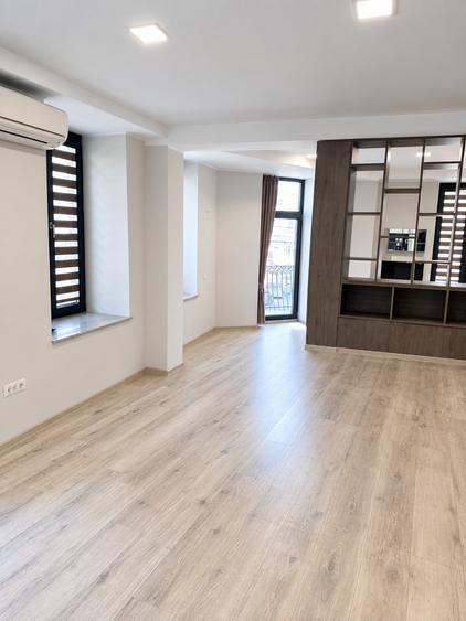 ULTRACENTRAL - spatiu birouri cu iz interbelic, 160 mp.,