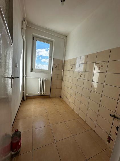 Apartament cu 2 camere, etaj 5/10, zona Tatarasi