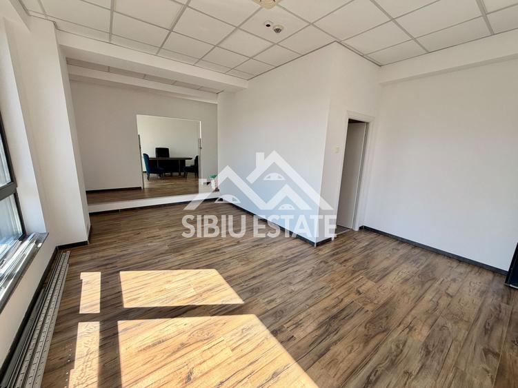 Spatiu de birouri 205 mp si terasa de 100 mp Kaufland Arhitectilor