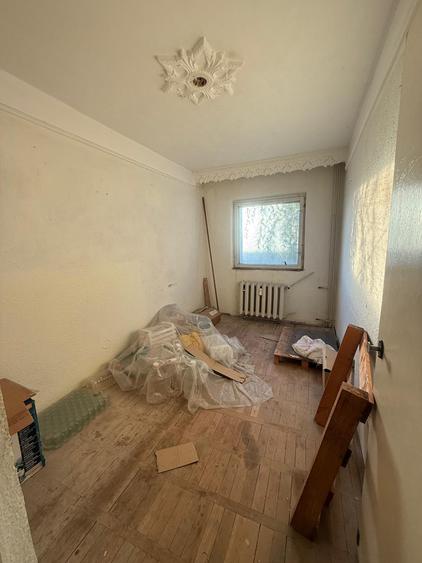 Apartament 3 camere – Bulevardul Independenței etaj 2/3