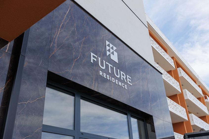 Apartament 24 E -2 camere-Future Residence-Zona Torontal-Piscina privata