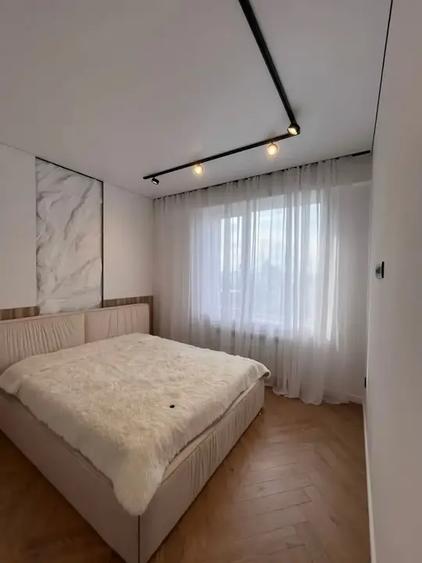 Mutare Rapida Apartament 2 Camere Decomandat Metrou Nicolae Teclu