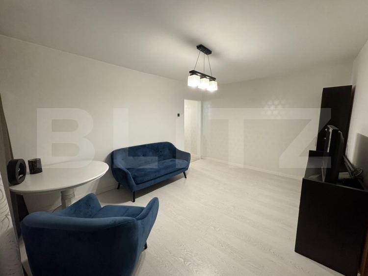 Apartament 2 camere, 38 mp, zona Racheta - Craiovita Noua
