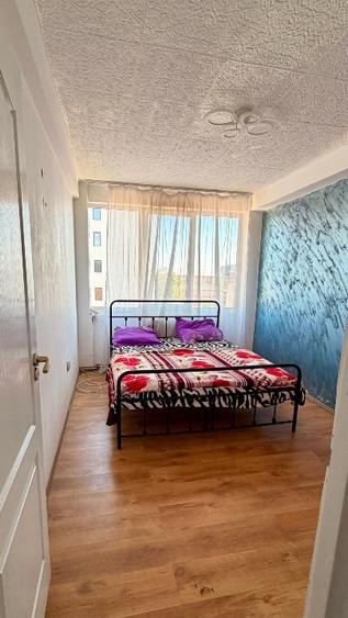 Apartament de vanzare , zona centrala . Strada piata victorie