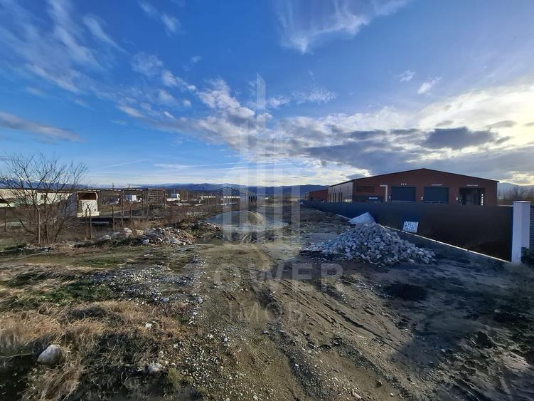 Teren intravilan la intrare in Cristian, pentru constructii industriale