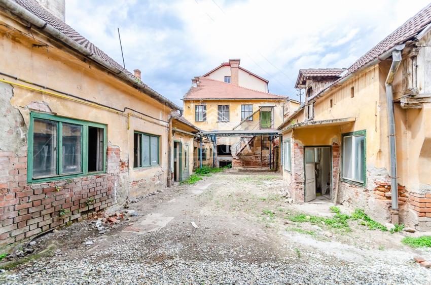 Proiect hotel, 24 camere, teren 670 m, Str 9 mai-Centru