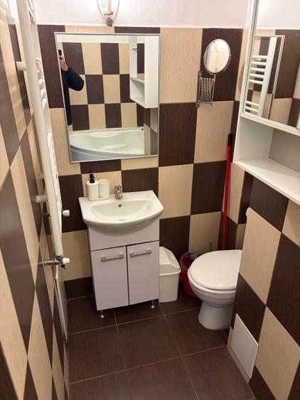 Baneasa, Padurea Baneasa, garsoniera, 34 mp utili, mobilata si utilata, 2009,