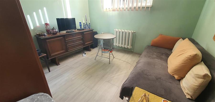 Apartament 2 camere Cetate zona Piata!