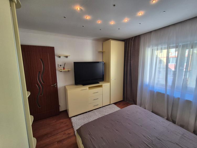 Vand apartament 2 camere Micro 4 et.2