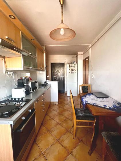 Apartament de 2 camere, 58 mp, decomandat, etaj intermediar, zona The Office - 3