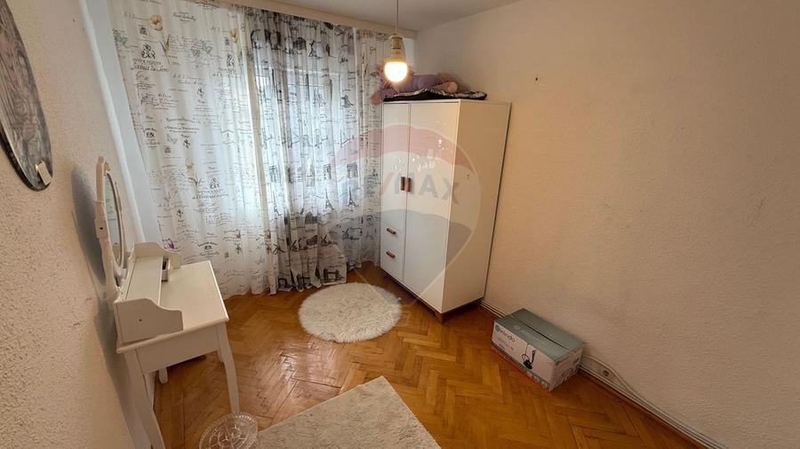 Apartament 3 camere Ultracentral cu loc de parcare