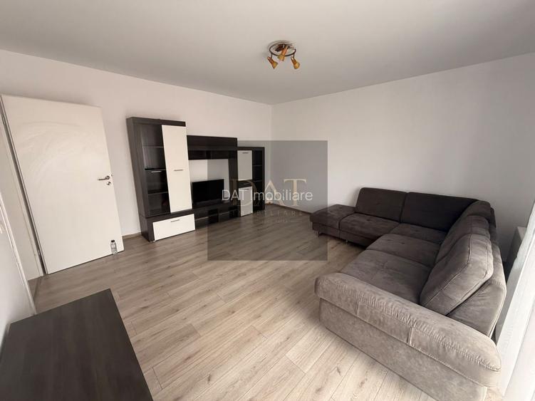 Apartament, 2 camere decomandate, parcare subterana, zona Traian Vuia - 2
