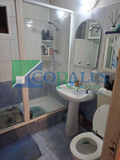 Iulius Town 10 min , Circumvalațiunii, 3 cam. decomandat, 70 mp, 2 bai, centrala