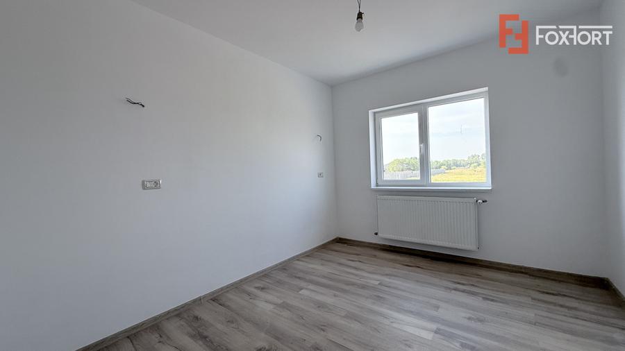 Comision 0% Duplex de vanzare, 4 camere, teren 466 mp - Mosnita Noua