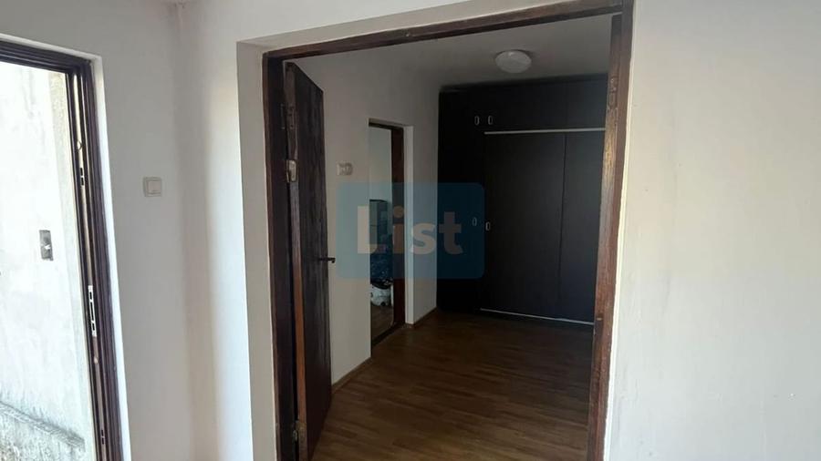 Casa Duplex partial finalizata, zona Andrei Muresanu