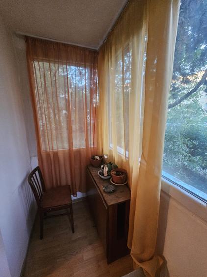 Apartament 3 camere, 2 balcoane, cartier Plopilor!