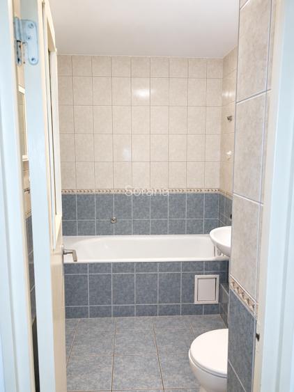 Vanzare ap 2 acmere 9 Mai (Podul Grant)
