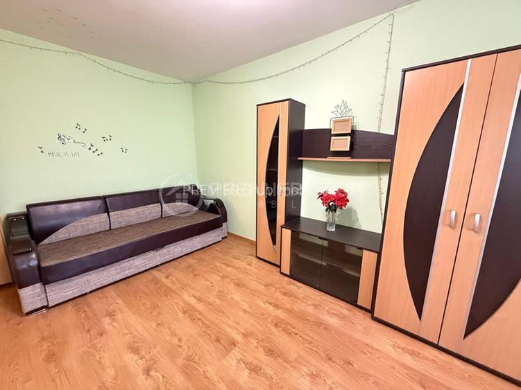 Langa Palas Mall! Apartament 3 camere 60mp decomandat cu centrala, mobilat - 2