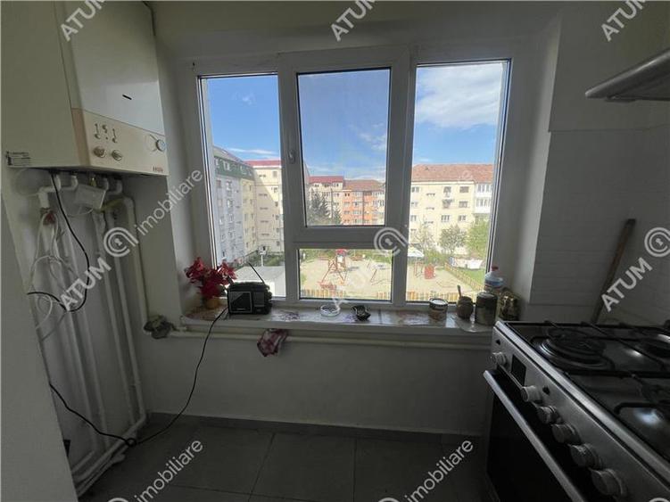 Apartament de 2 camere cu balcon si pivnita zona Valea Aurie