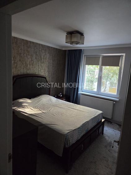 Închiriere Apartament 3 camere Decomandat Rahova, Parcare Inclusă, Centrală