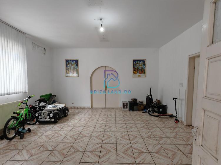 Bucurestii Noi, Lidl, D+P+E, 1992, sup. 680mp, 13 camere, teren 346mp