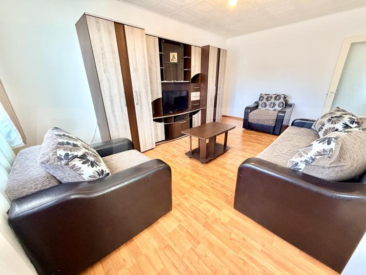 Apartament luminos 2 camere, 55 mp,etaj 3, zona Tolstoi