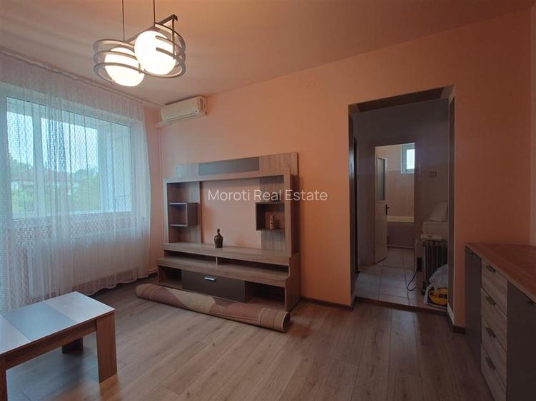Apartament 3 camere Brad - 8