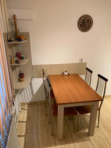 3 camere, centrala proprie, boxa la subsol, garaj