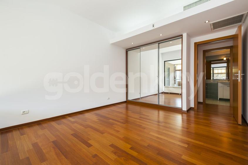 Apartament spatios cu 3 camere | 50mp terasa