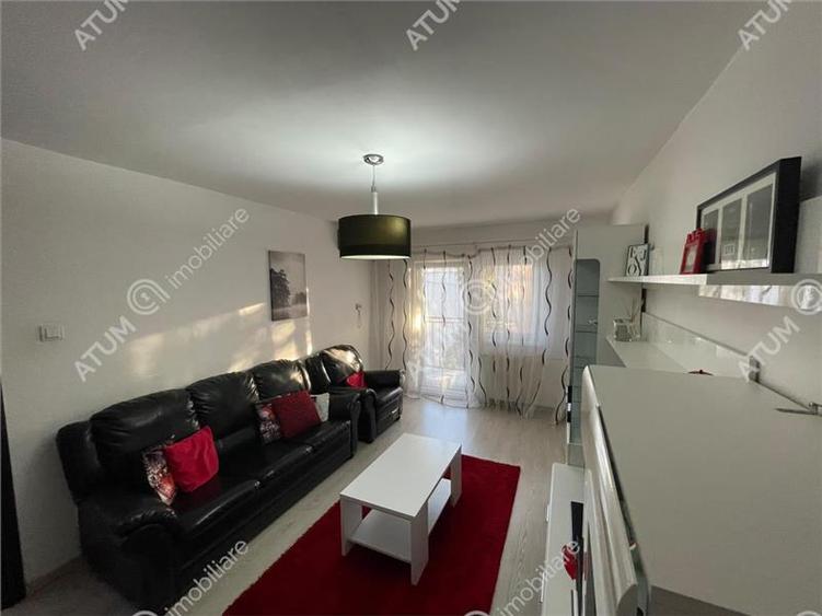 Apartament 3 camere decomandate balcon zona centrala a orasului Sibiu