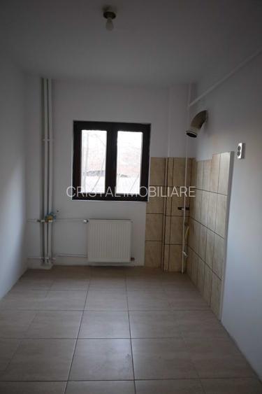 🏡  Apartament 2 camere | etaj 1/10 | metrou Gorjului - 3