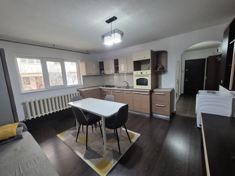 Apartament doua camere de vanzare in Alba Iulia - Cetate