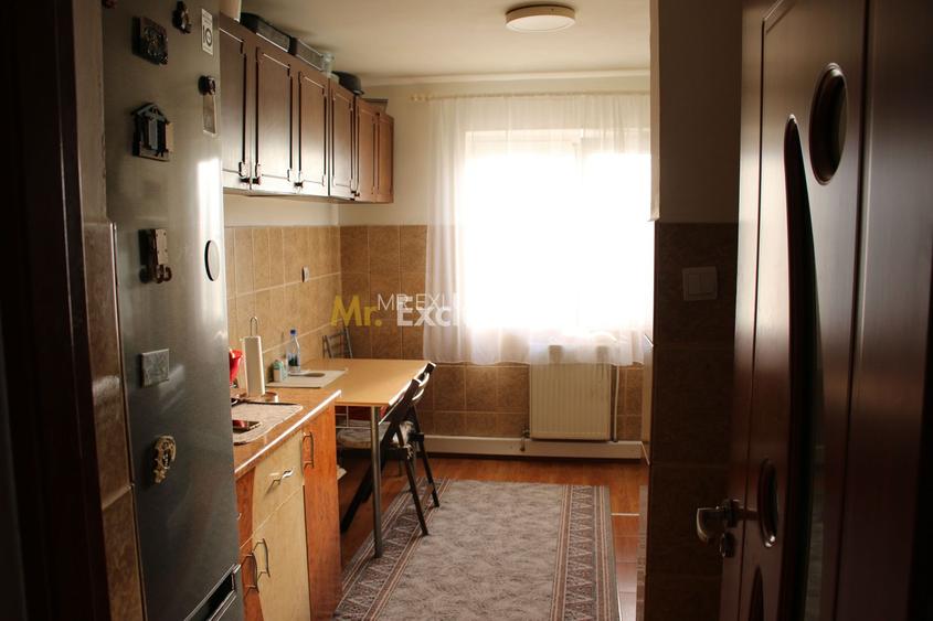 Apartament cu 3 camere decomandat, 71 mp – zona 9 Mai