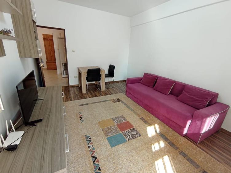 Apartament cu 2 camere decomandat, zona CUG