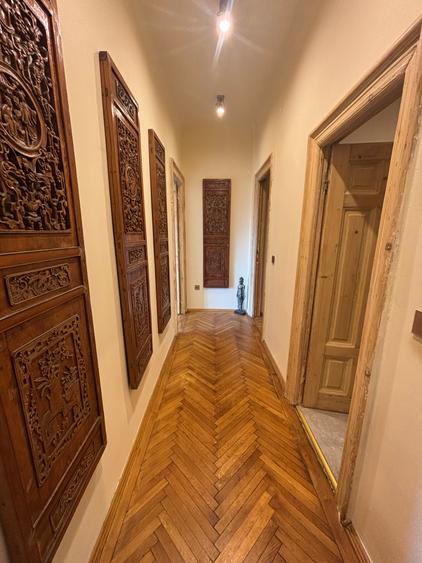 Inchiriere apartament cu 4 camere cu vedere in Parcul Cismigiu
