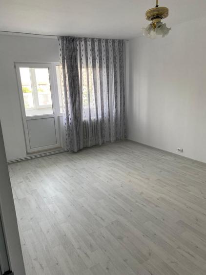 Apartament 3 camere decomandat, Frumoasa, 80mp ! Etaj 3/4 !