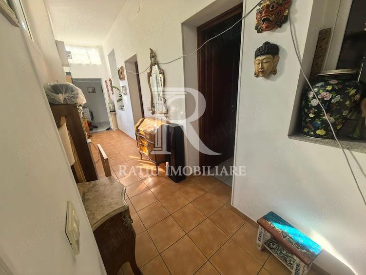 Casă cu 4 Camere de Vânzare | Decebal | Oradea