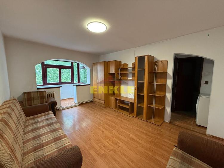 Apartament de vânzare – Aleea Nucului