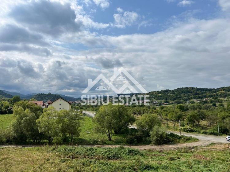 Vila spațioasa cu priveliște superbă spre cetatea Cisnadioarei